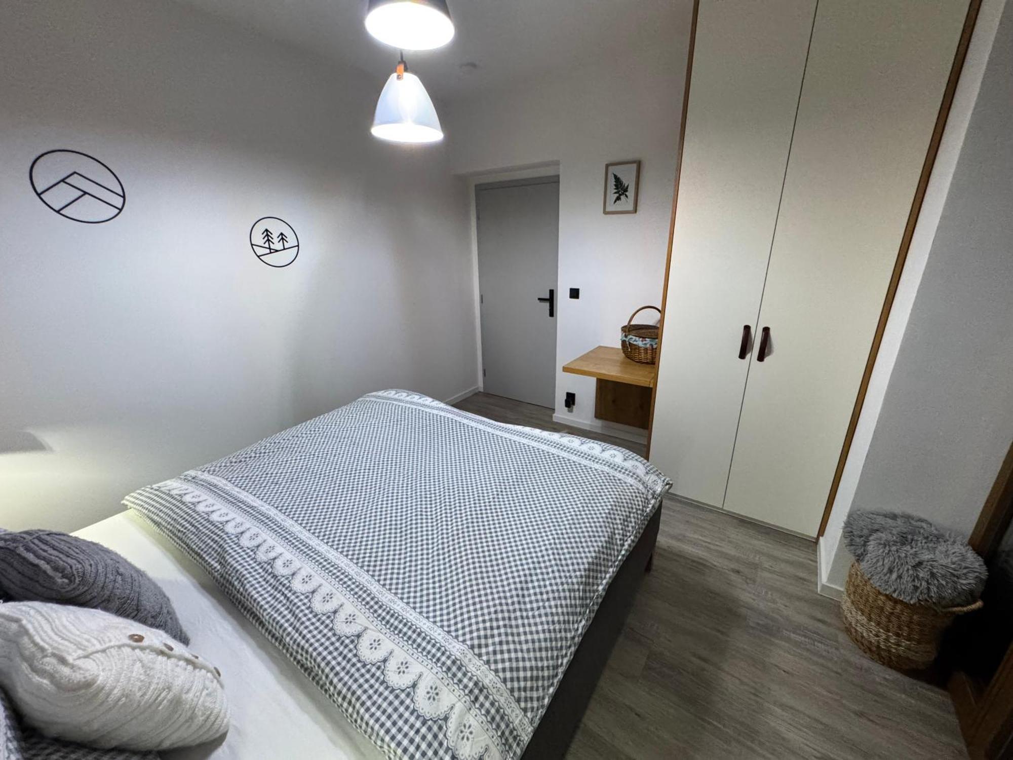 Apartman Vista Rokytnice โรกีนีซ นัด ยีเซอโร ภายนอก รูปภาพ